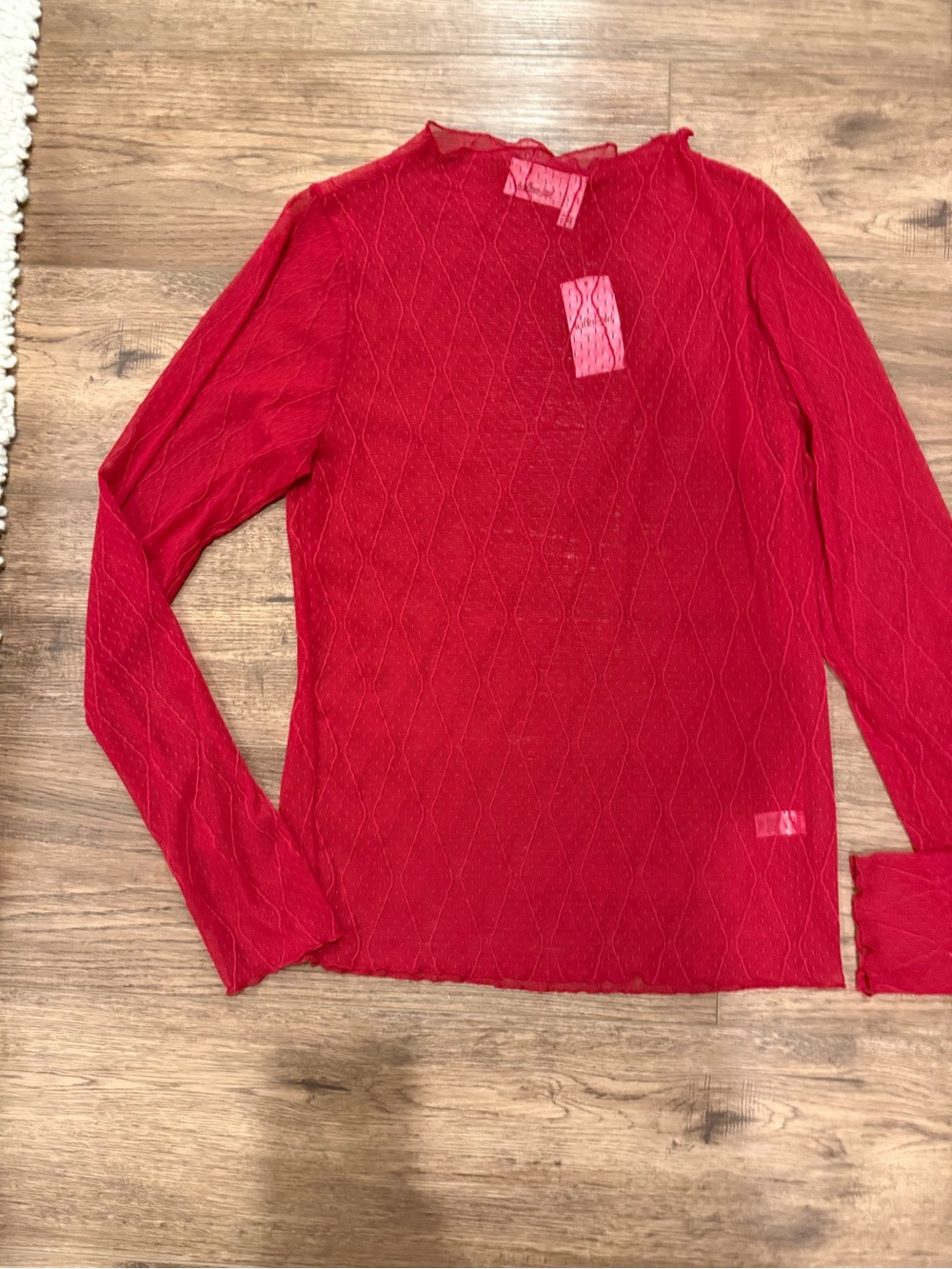 NWT mesh red top size large